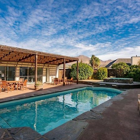 Alpine Retreat Villa Wanaka Exterior photo